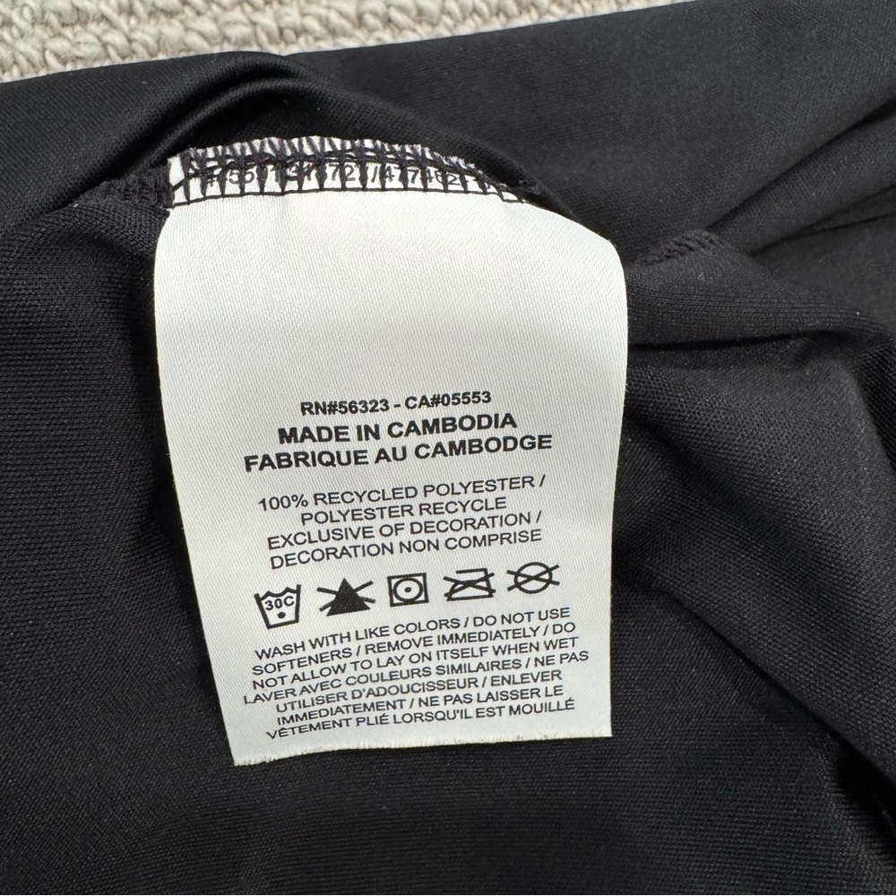 Nike Black Fitted Sleeveless Tank Top - Picture 4 of 4
